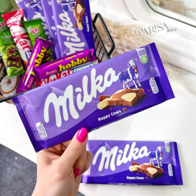 شکلات میلکا با تکه های شکلات سفید Milka