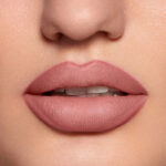 رژلب و خط لب دوطرفه شیگلم SHEGLAM رنگ Praline Pie - Image 2