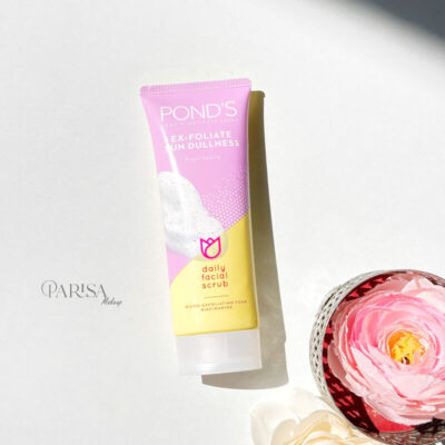 اسکراب صورت پوندز مدل Ex-Foliate Sun Dullness