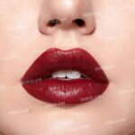 رژلب مدادی شیگلم SHEGLAM مدل Just Kissed رنگ Streusel
