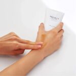 کرم مرطوب کننده سنتلا Skin1004 مدل Soothing Cream(75 میل) - Image 2