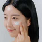 ضدآفتاب فیزیکی سنتلا SKIN1004 مدل ایرفیت لایت (SPF 30) - Image 2