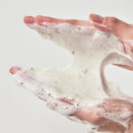 فوم شستشو صورت منافذ باز آنوا Anua مدل Heartleaf Quercetinol Pore Deep Cleansing(150 میل) - Image 2