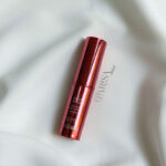 بالم لب رنگی SPF 15 گلدن رز مدل Glow Kiss رنگ Peach Shake 04 - Image 2