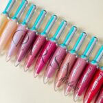 لیپ گلاس شاین Kiss Beauty مدل Knife - Image 4