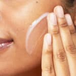 فوم شستشو صورت پوست نرمال تا چرب سراوی CeraVe مدل Foaming Cleanser(473 میل) - Image 2