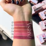 پک دو عددی لیپ گلاس و خط لب Kiss Beauty - Image 2